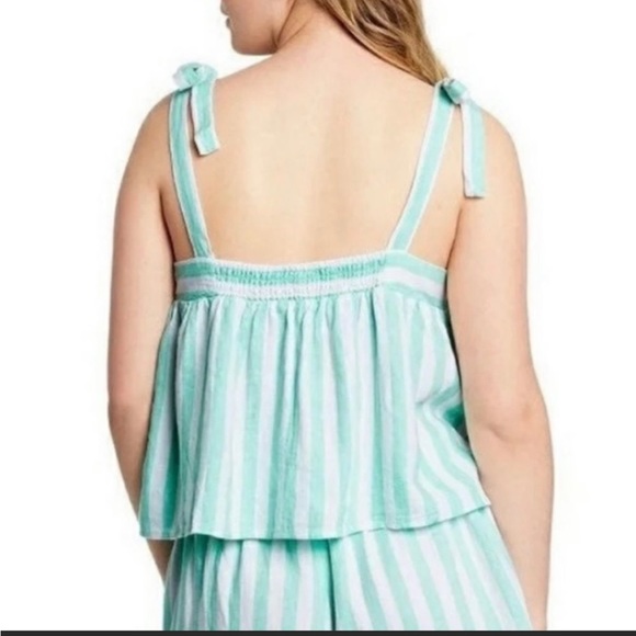 Target Stoney Clover Top - Picture 2 of 3